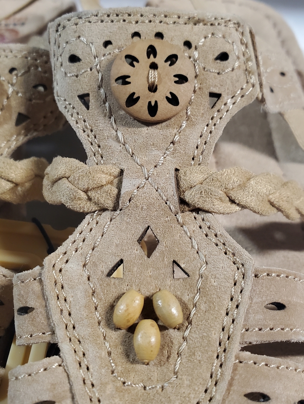 Earth Spirit Tan Braided Floral Strap Sandals - Picture 3 of 8